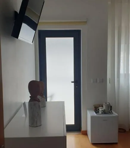 Vivenda Valverde Гостевой дом *